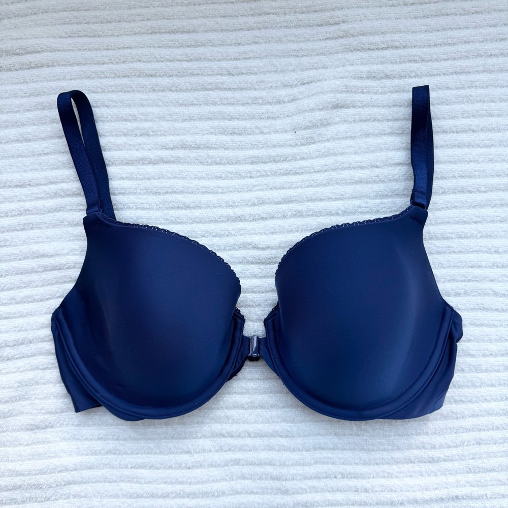 VICTORIA’S SECRET | NWOT Demi Bra Navy Blue Front Close 34D